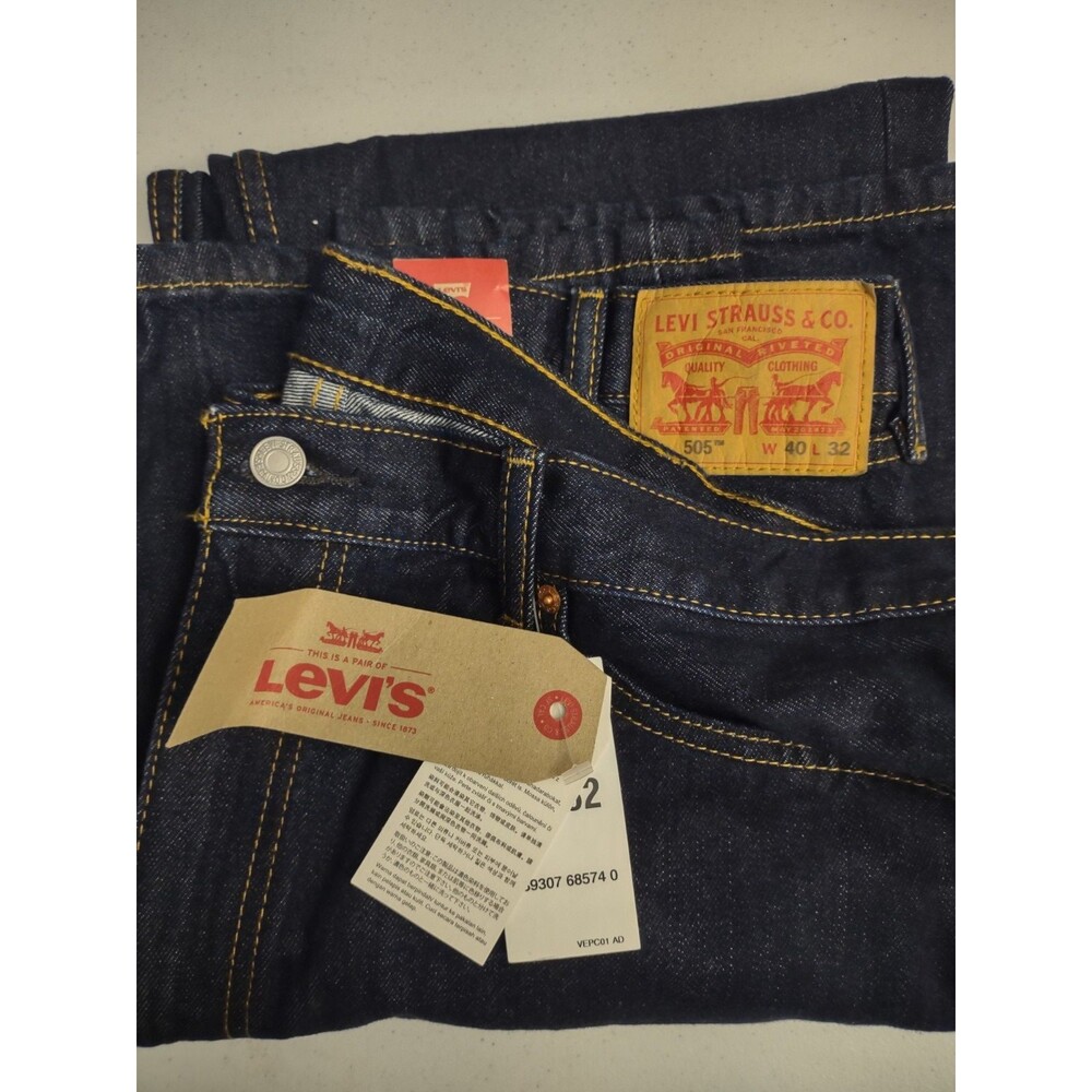 Levi’s 505 Regular Jeans Mens 40x32 Dark Indigo 100% Cotton NWT NOS 2017